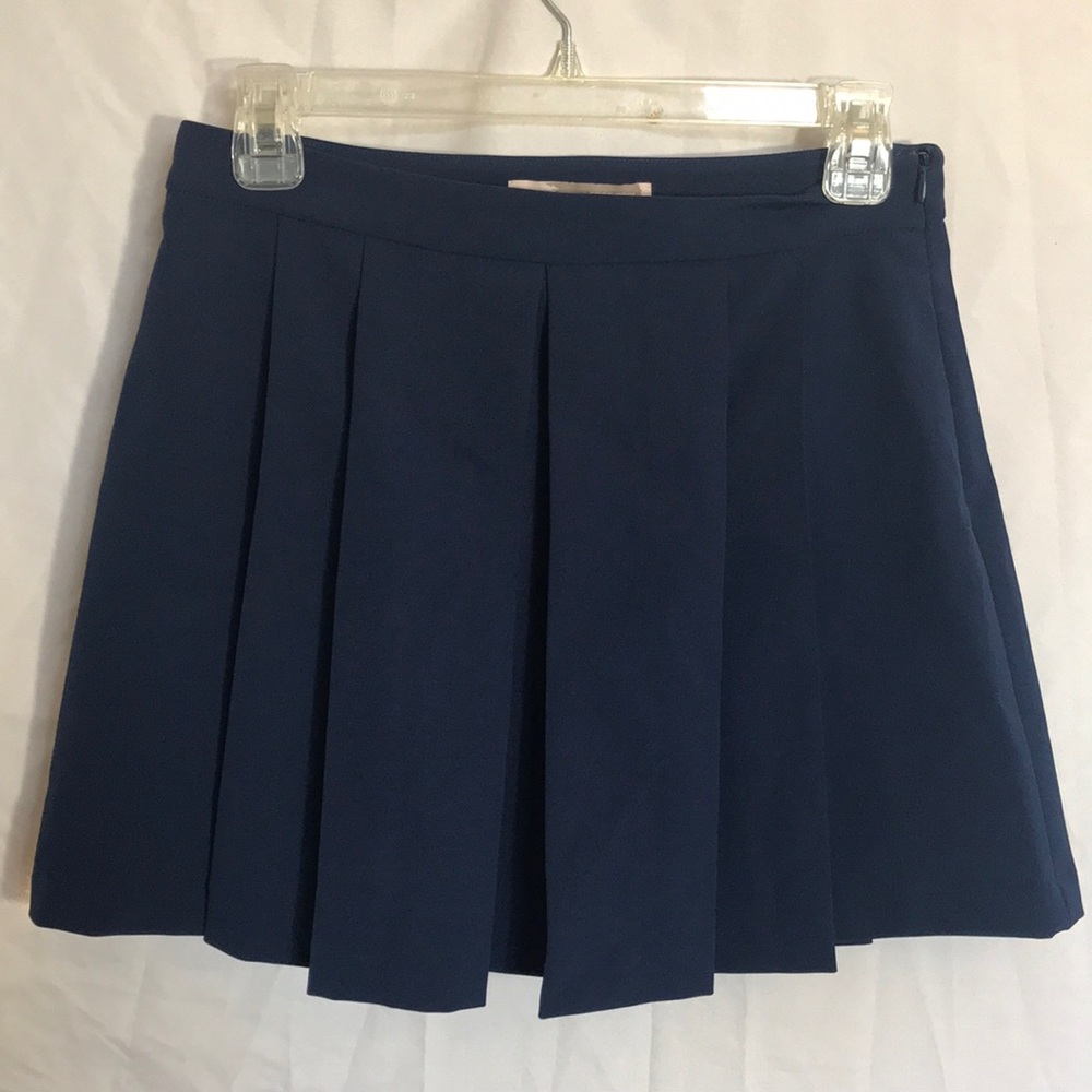 Navy pleated skirt